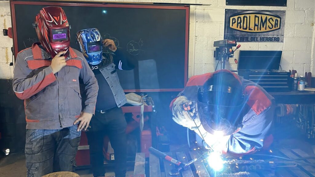 01 TRABAJOS PARA SOLDADORES CALIFICADOS EN CANADA|